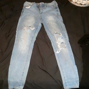 Mudd Distressed Skinny Jeans